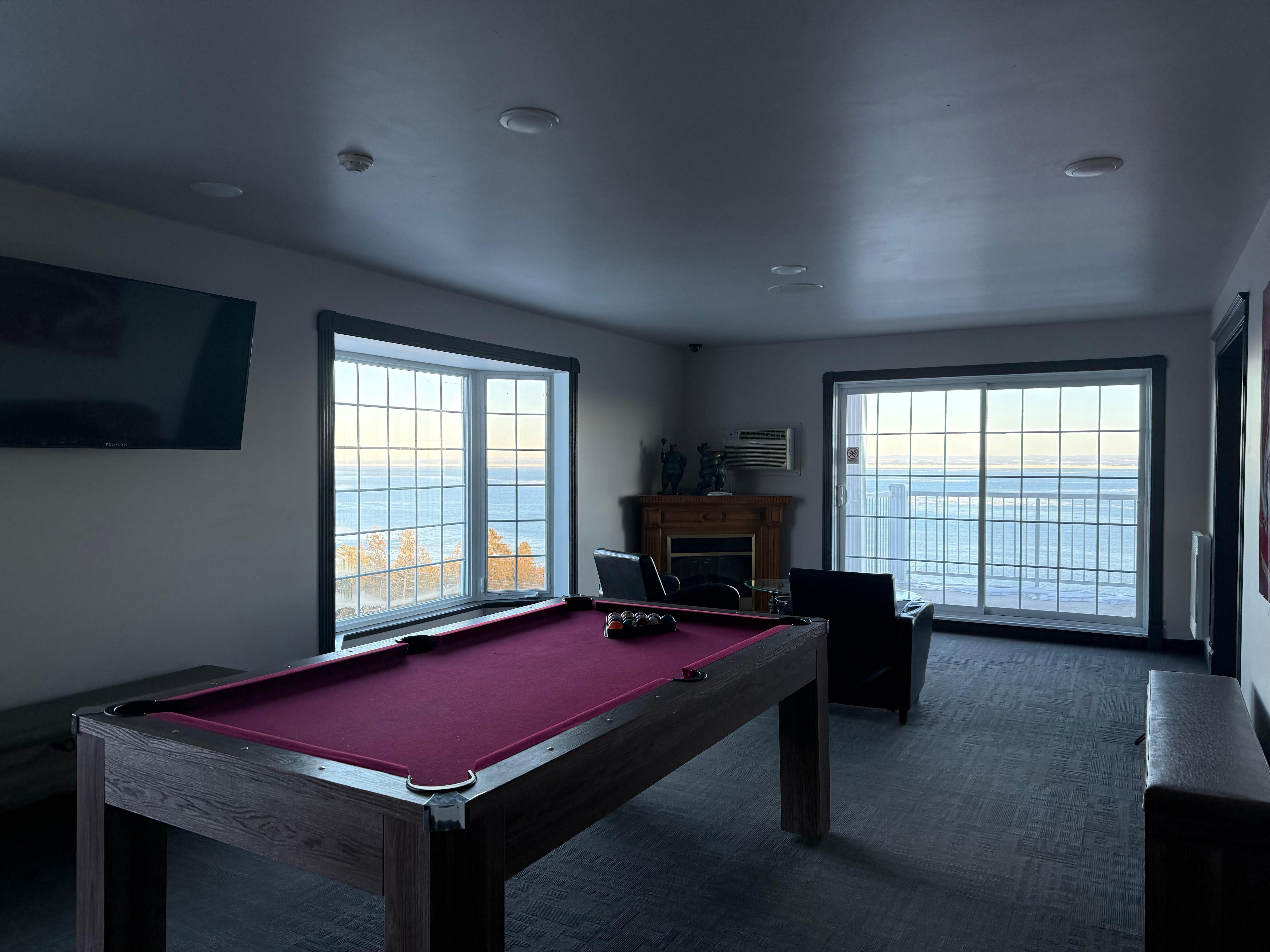 Pavillon À: plusieurs espaces conviviaux