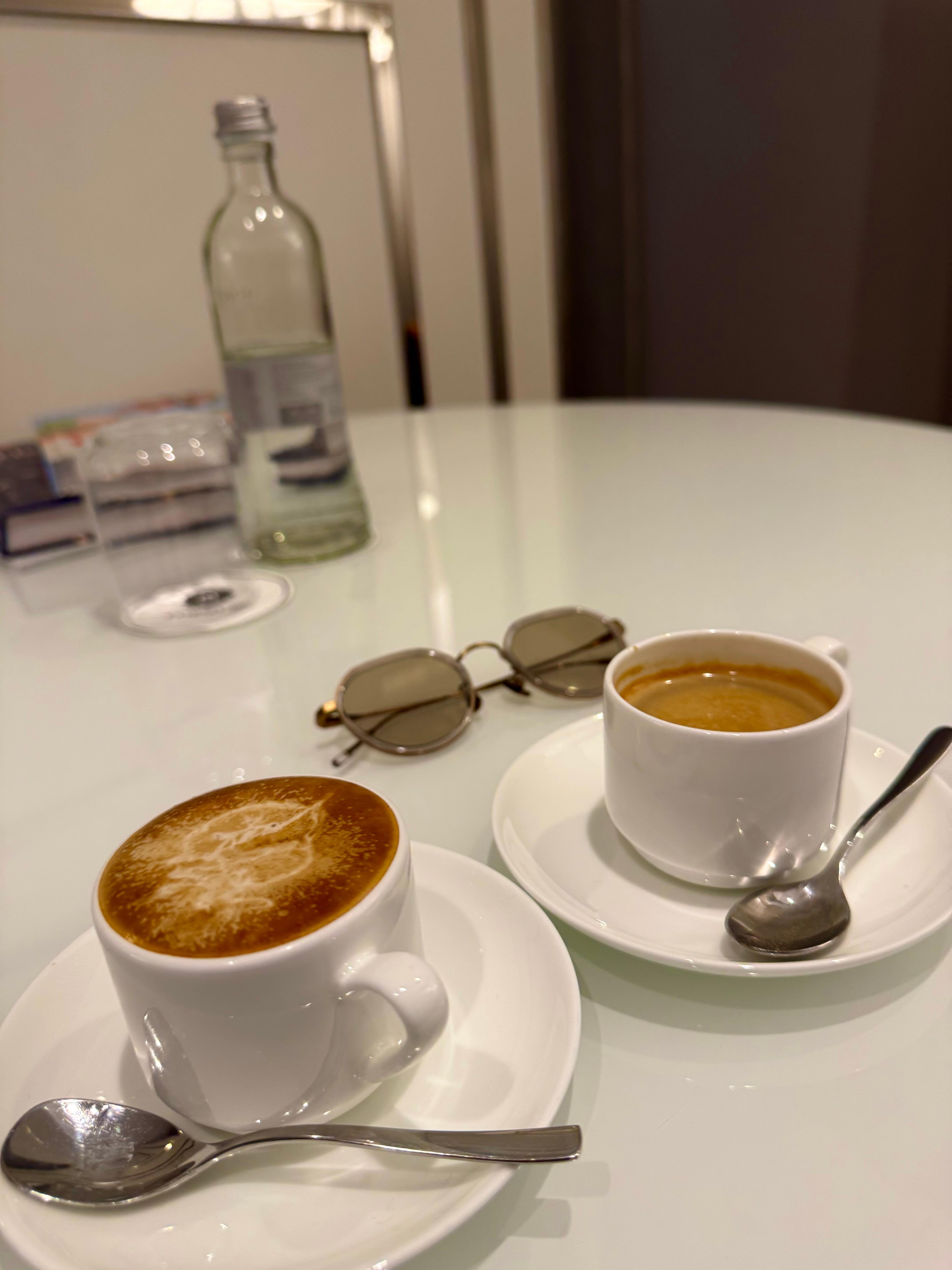 ワイン、ドリンク等は有料です