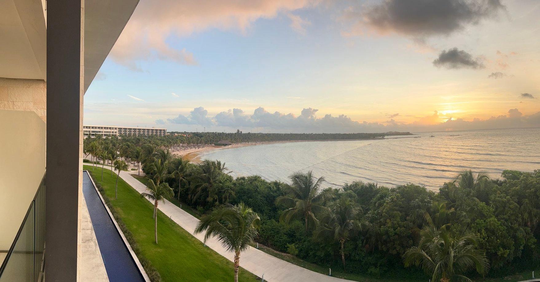 Room view, premium floor 4