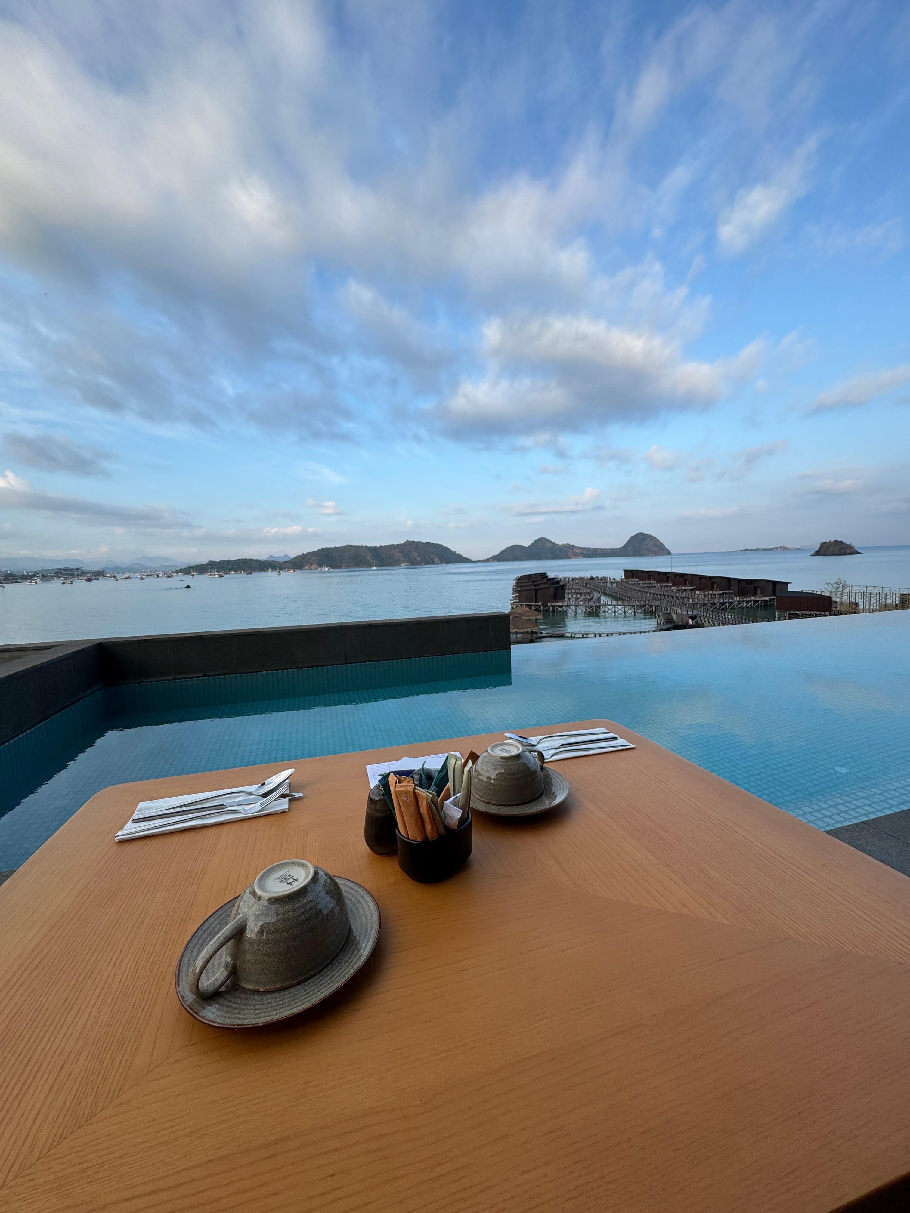 Just sat down for breakfast. Nice view huh!