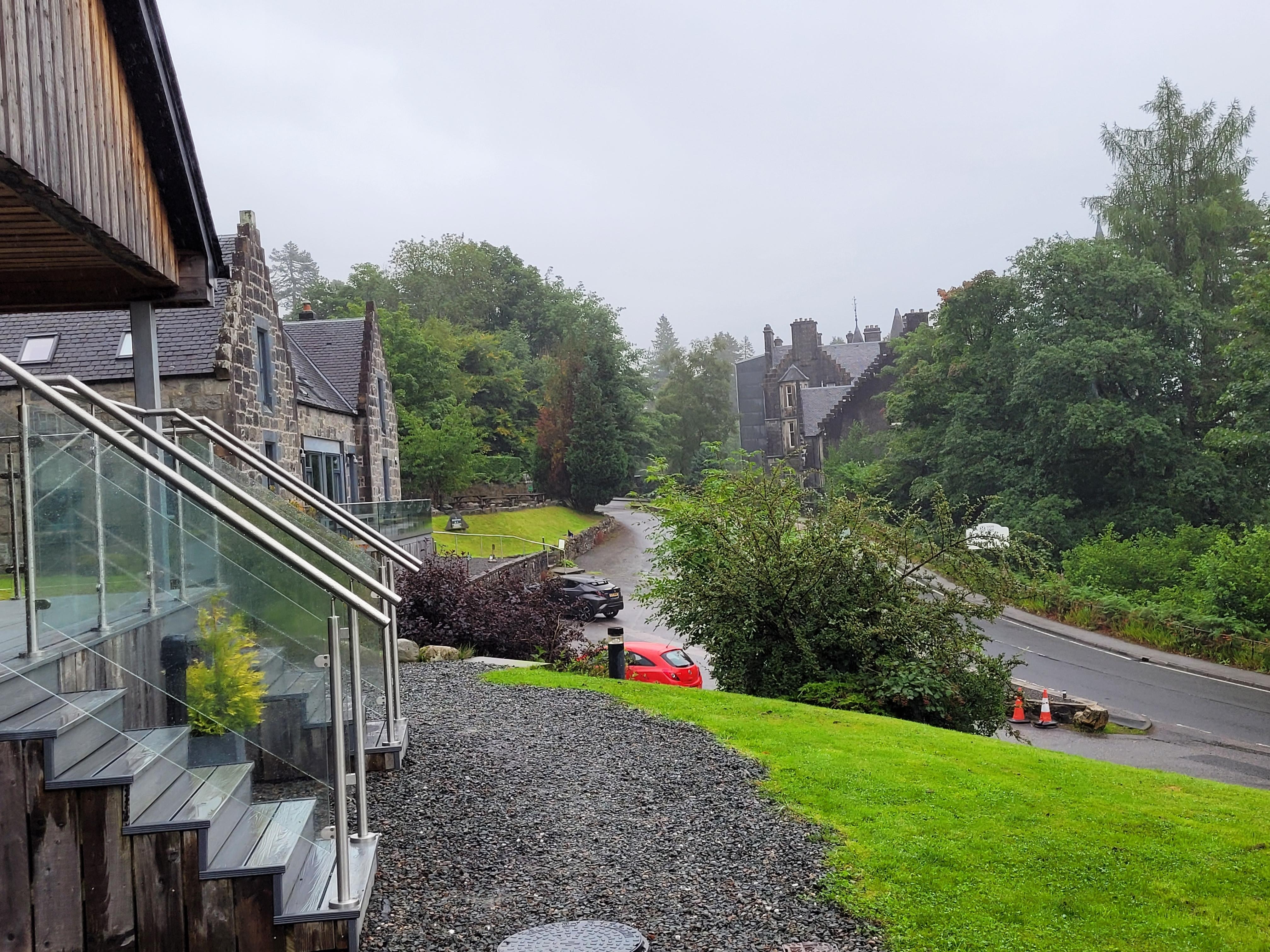 Outside the garden suites looking back towards the main Inn building