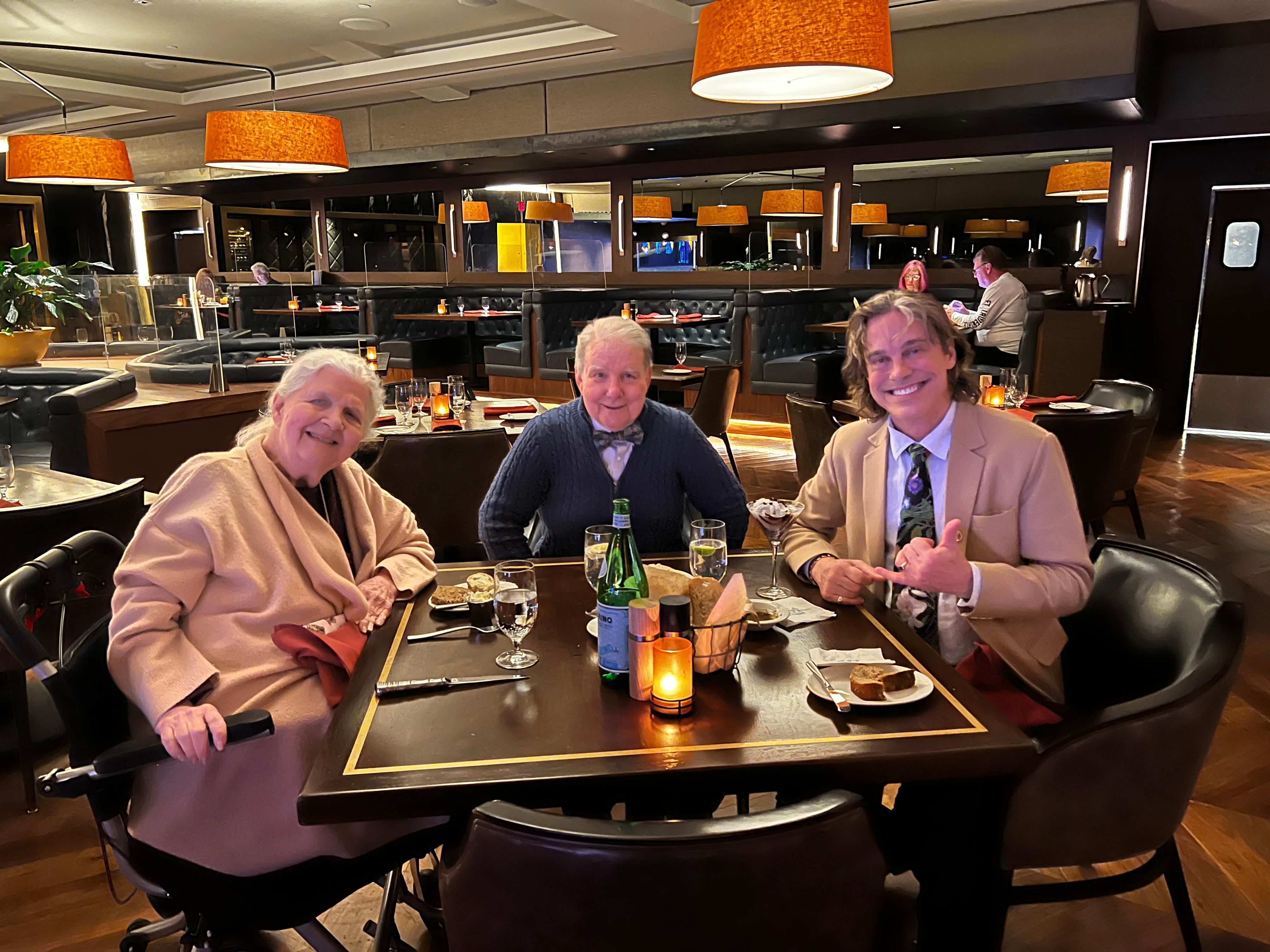 Dinner at one of several great restaurants👍