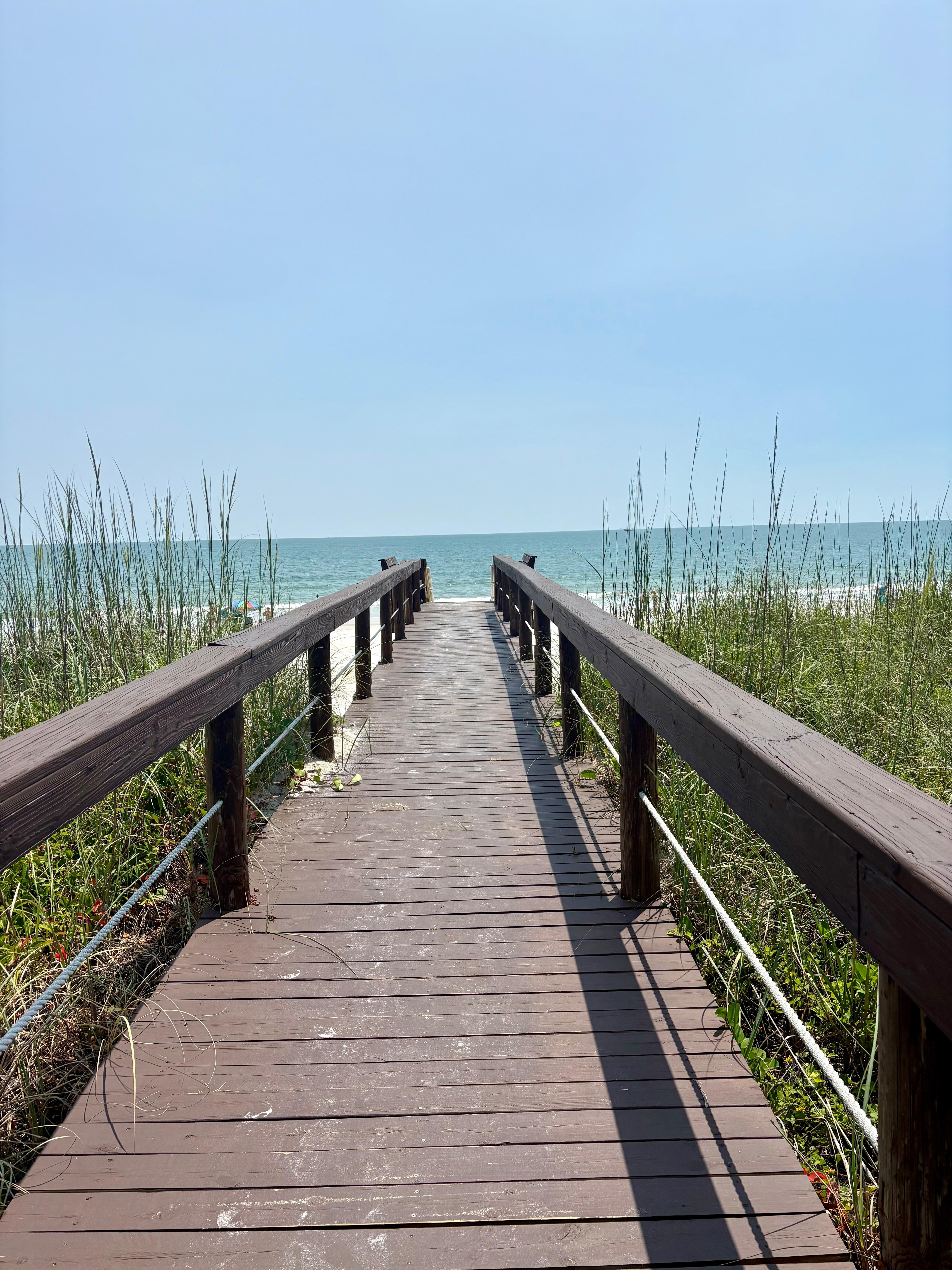 Walkway to beach 