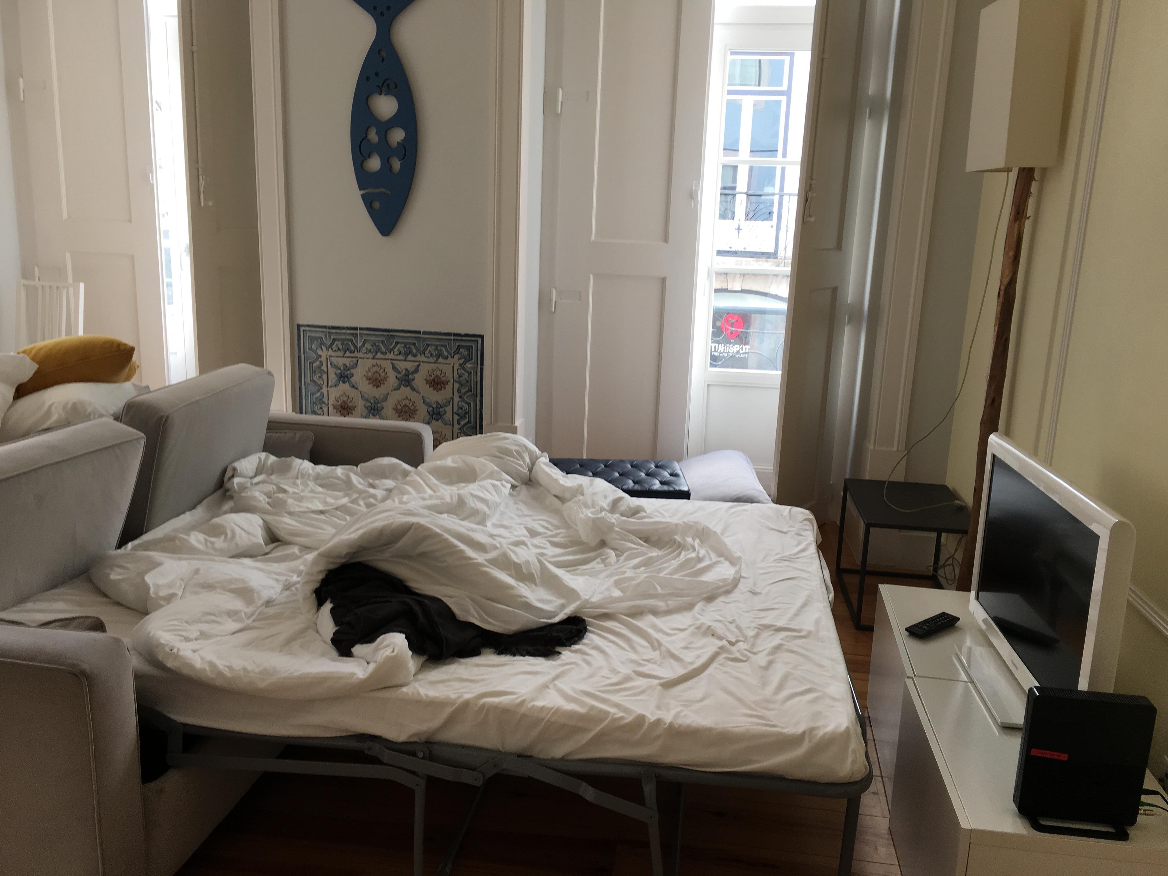 20min before check-in time, state of property