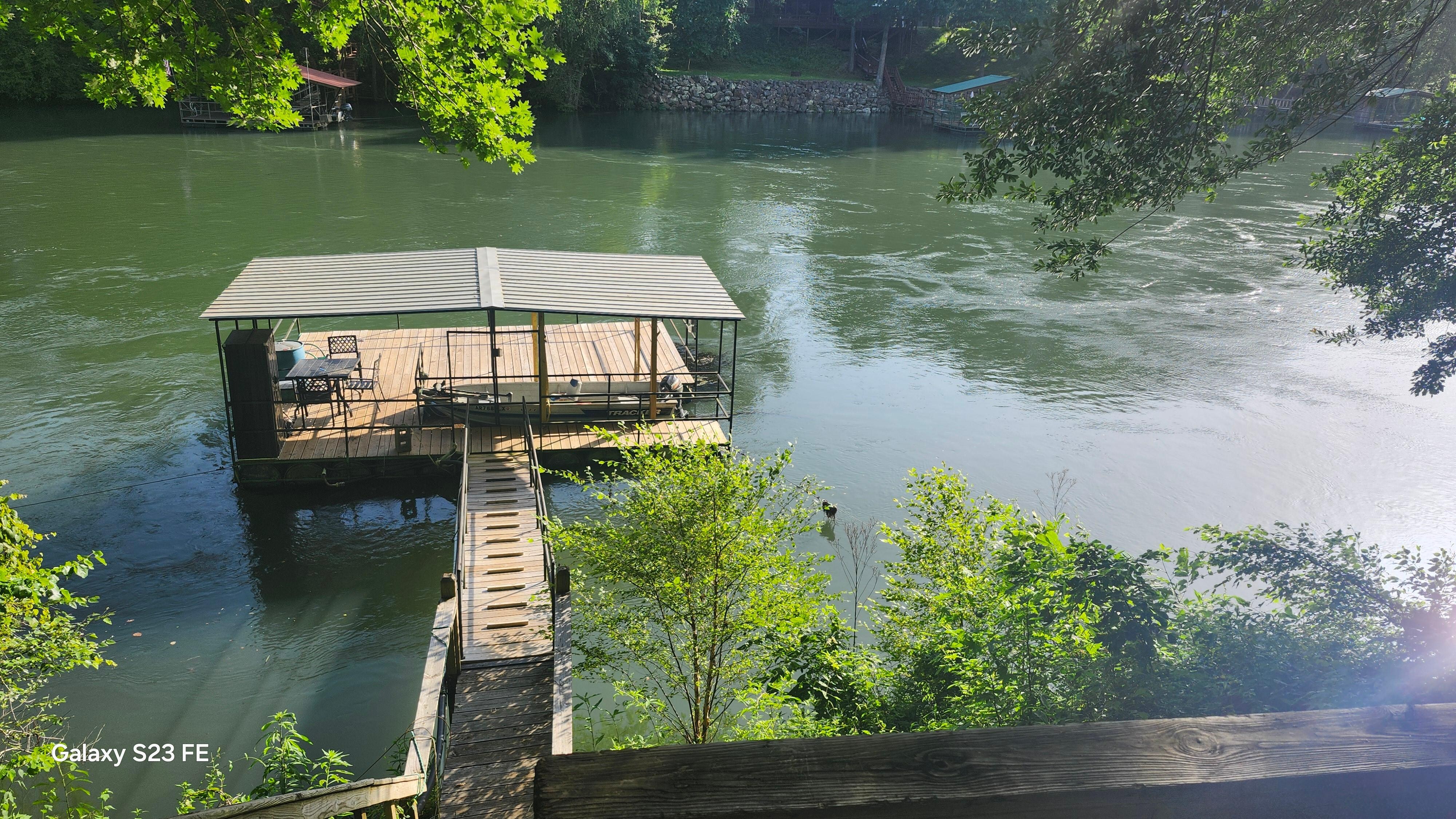 Dock