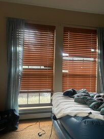 every room's blinds looked like this - in pieces and non-functional