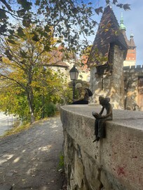 Miniatuurbeeldjes Kolodko. Overal in de stad. Wel goed zoeken!