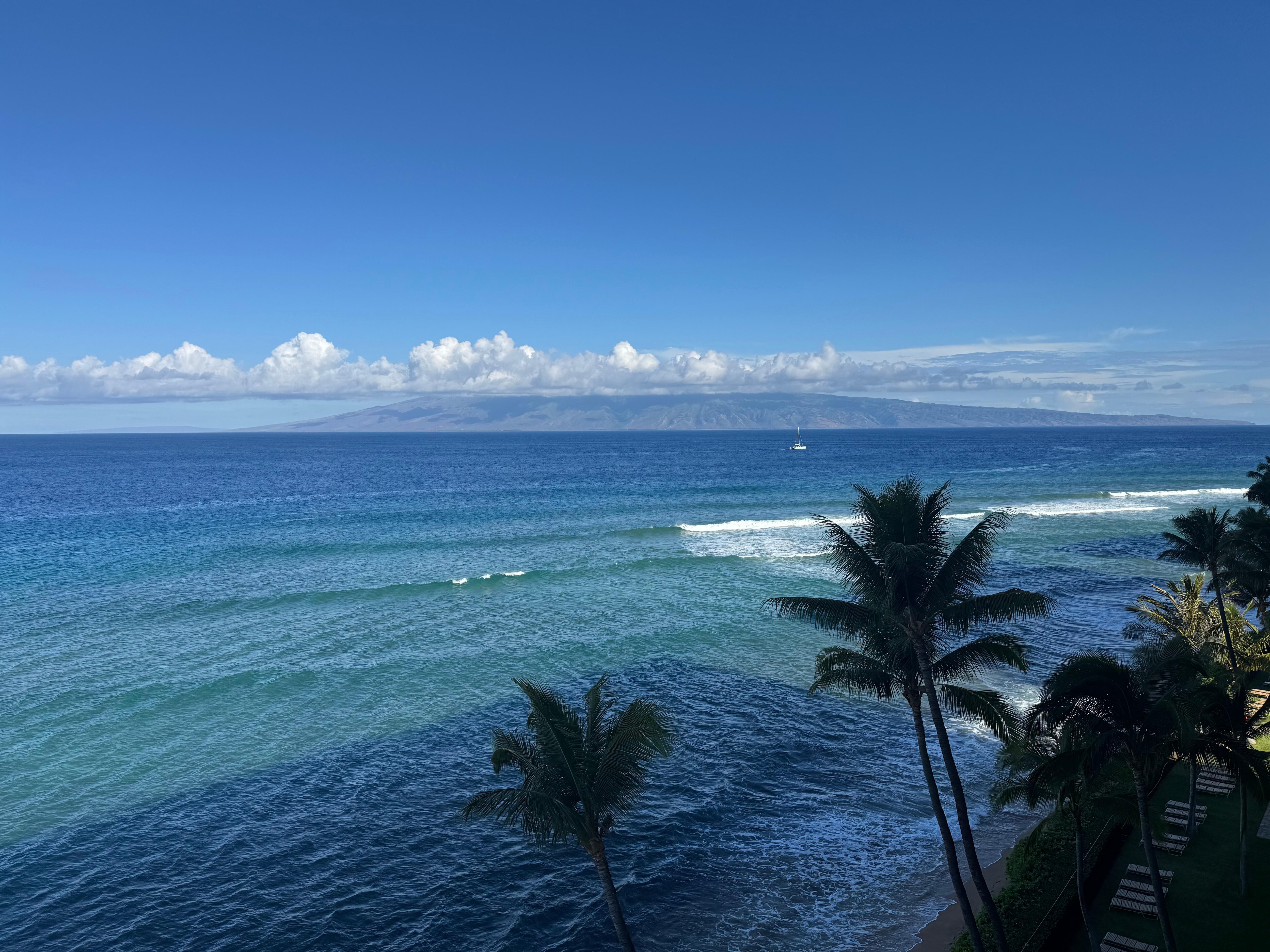 Sitting on the balcony drinking iced coffee in the morning and enjoying the view was wonderful.