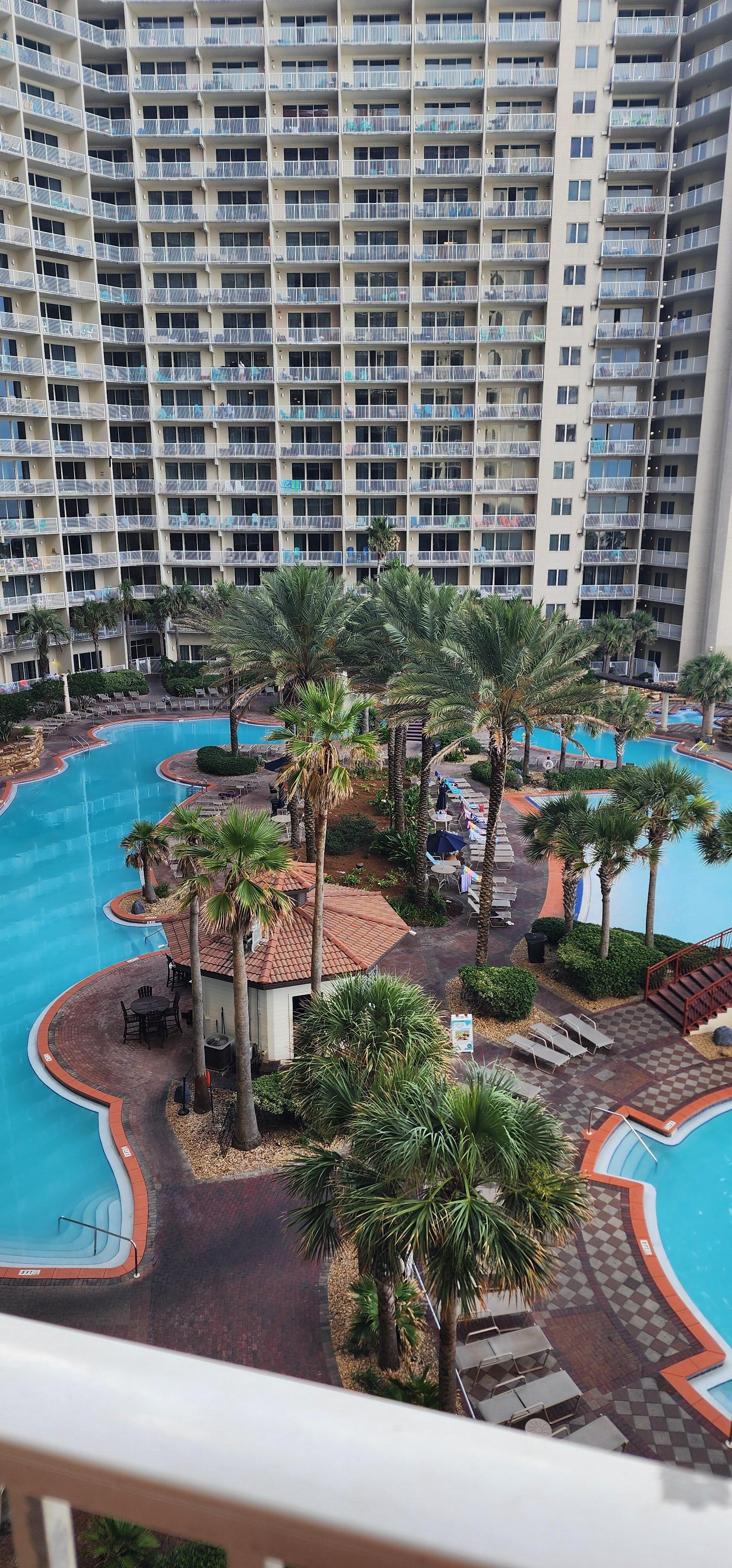 Pool was very inviting. 