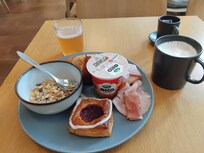 Great breakfast except the coffee