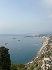 Breakfast view/evening bar area