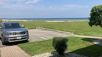 Proximity to the lake!