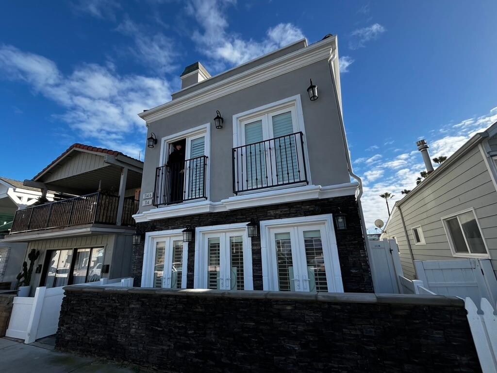 Sunny day on the peninsula