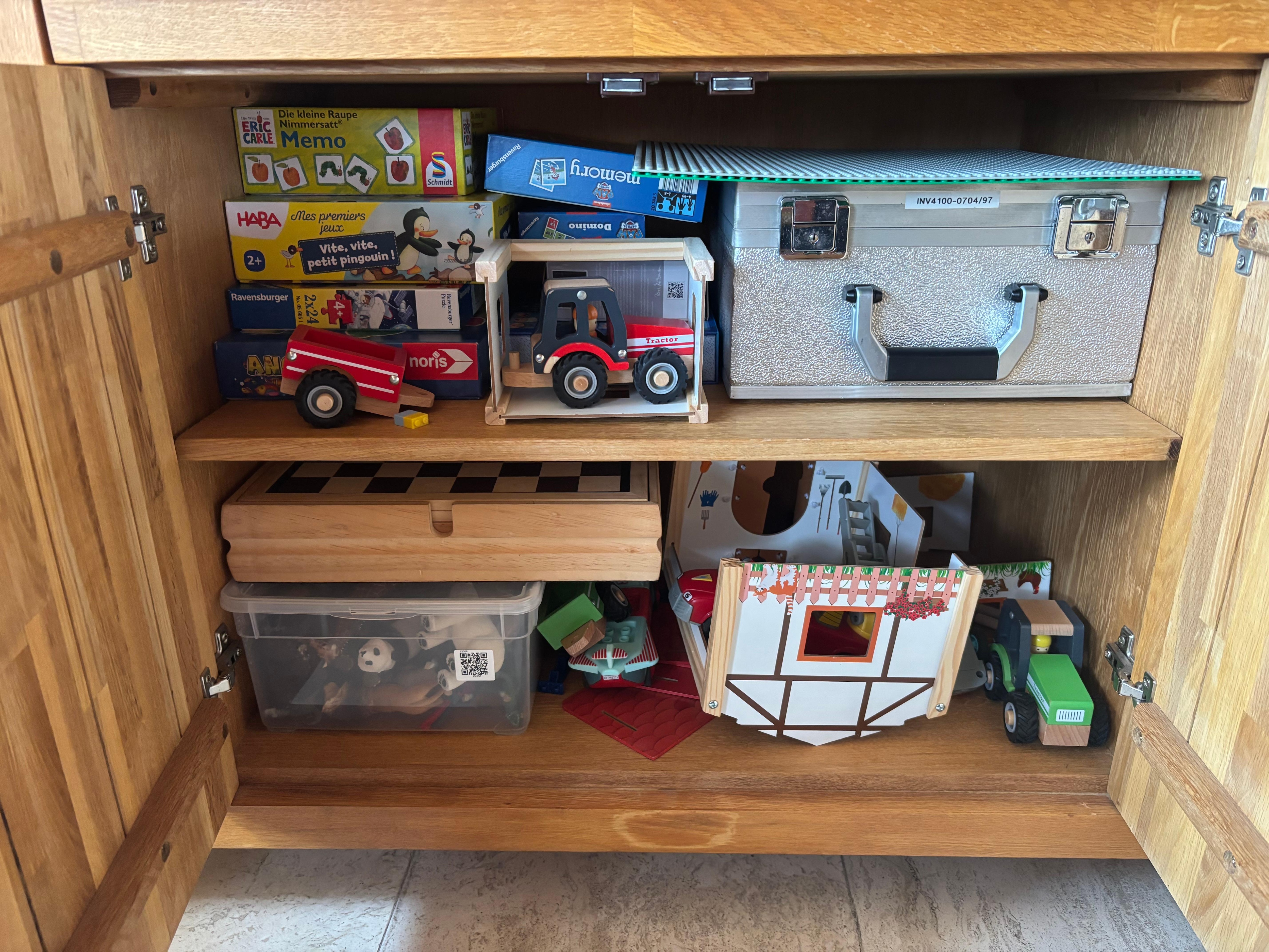 Zauberhafte und abwechslungsreiche Spielsachen für Kinder. Große Klasse!