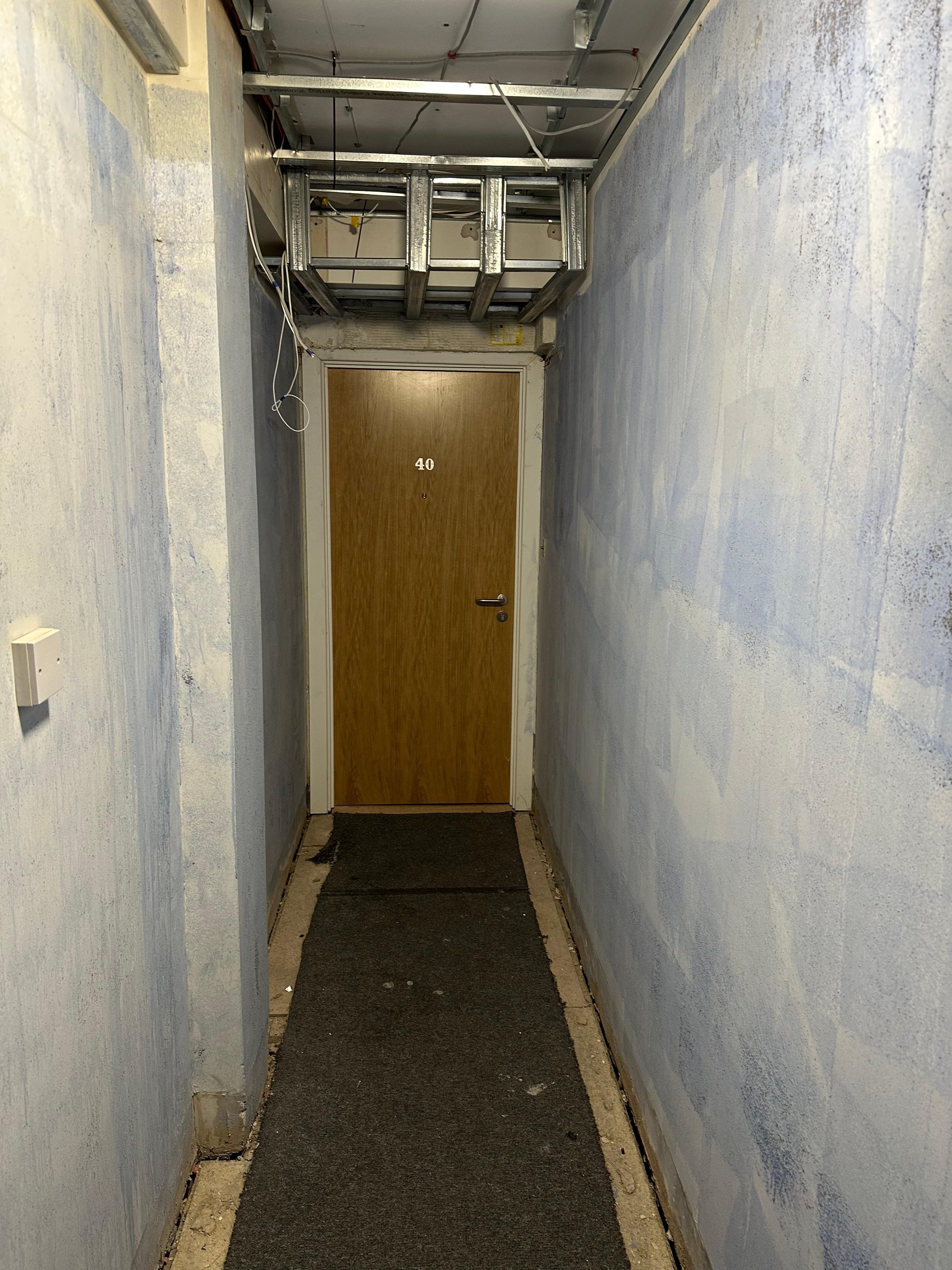 This is the hallway leading to the flat.