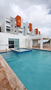 Pool đ