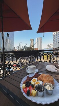 Complementary breakfast