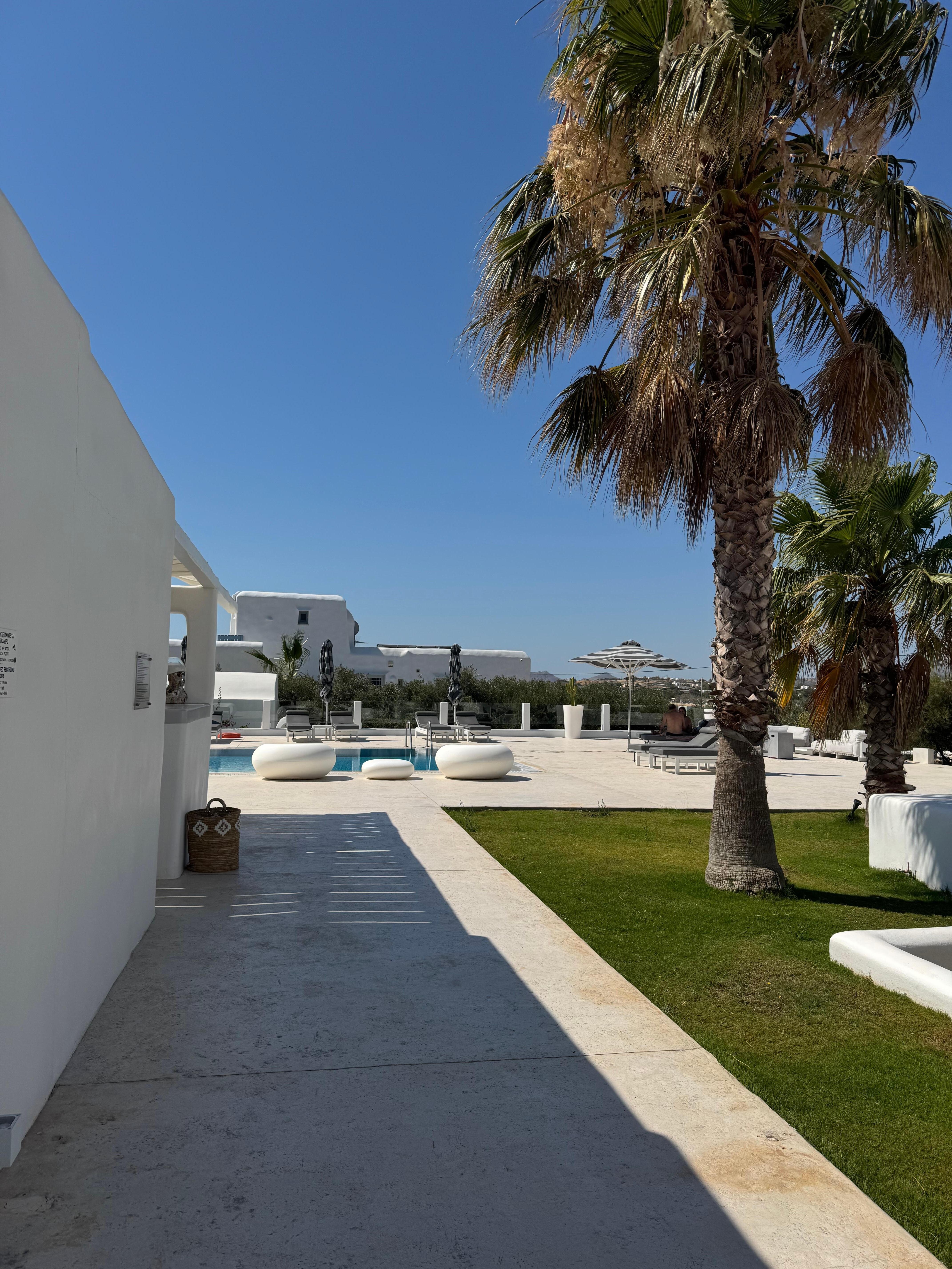 Pool area 