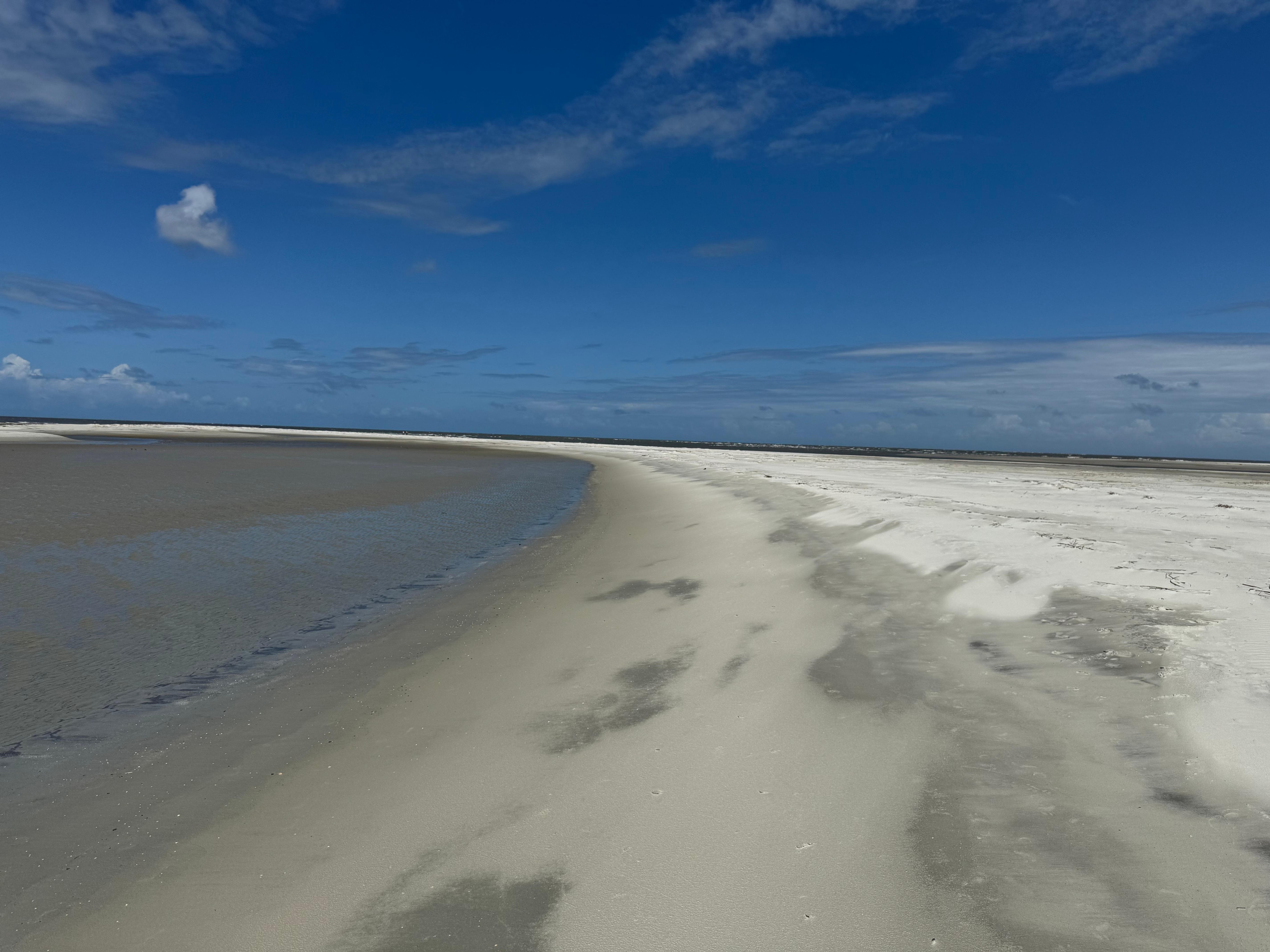 Harbor island about 5 min walk