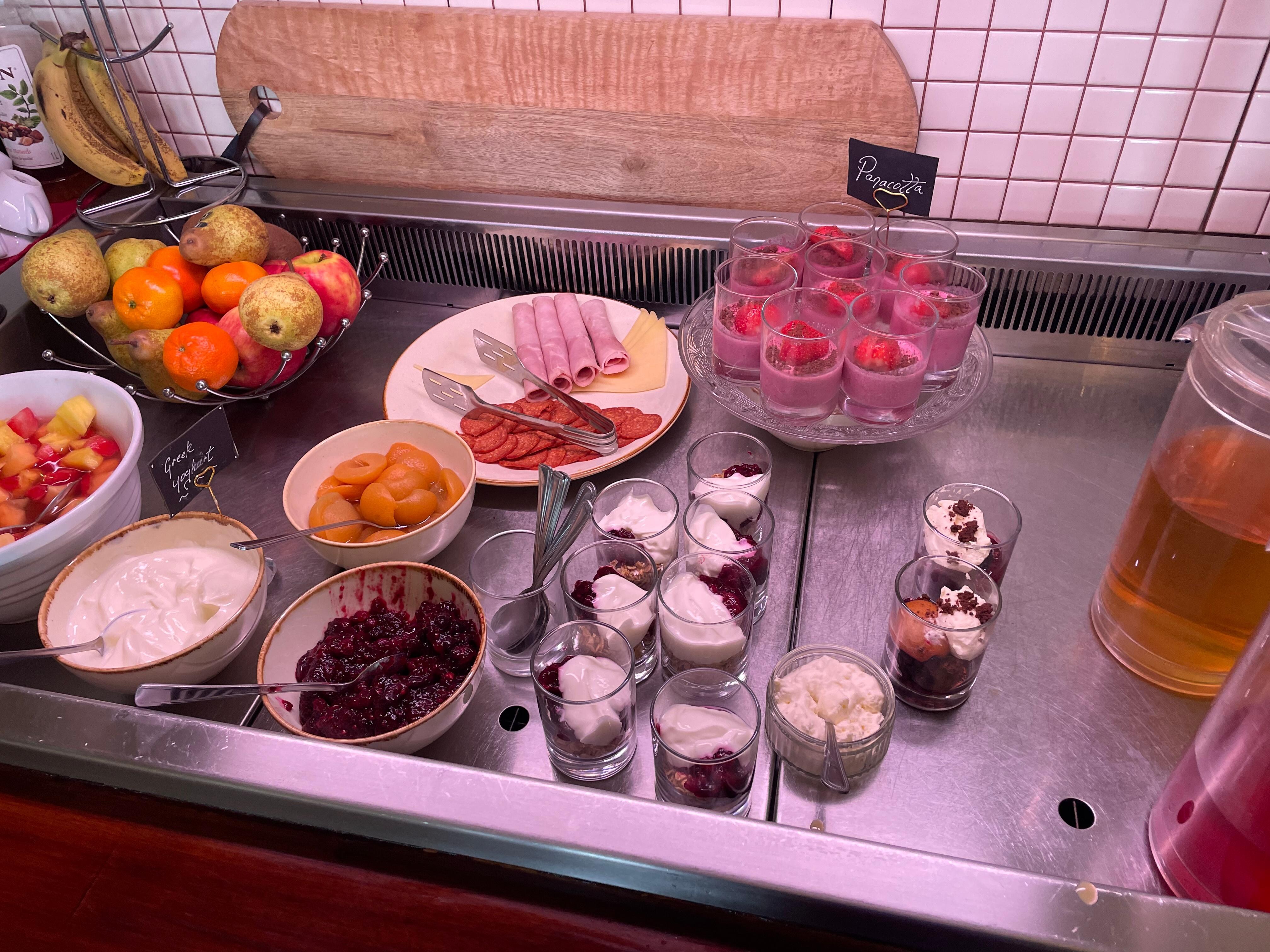 Breakfast, they also had delicious hot breakfasts