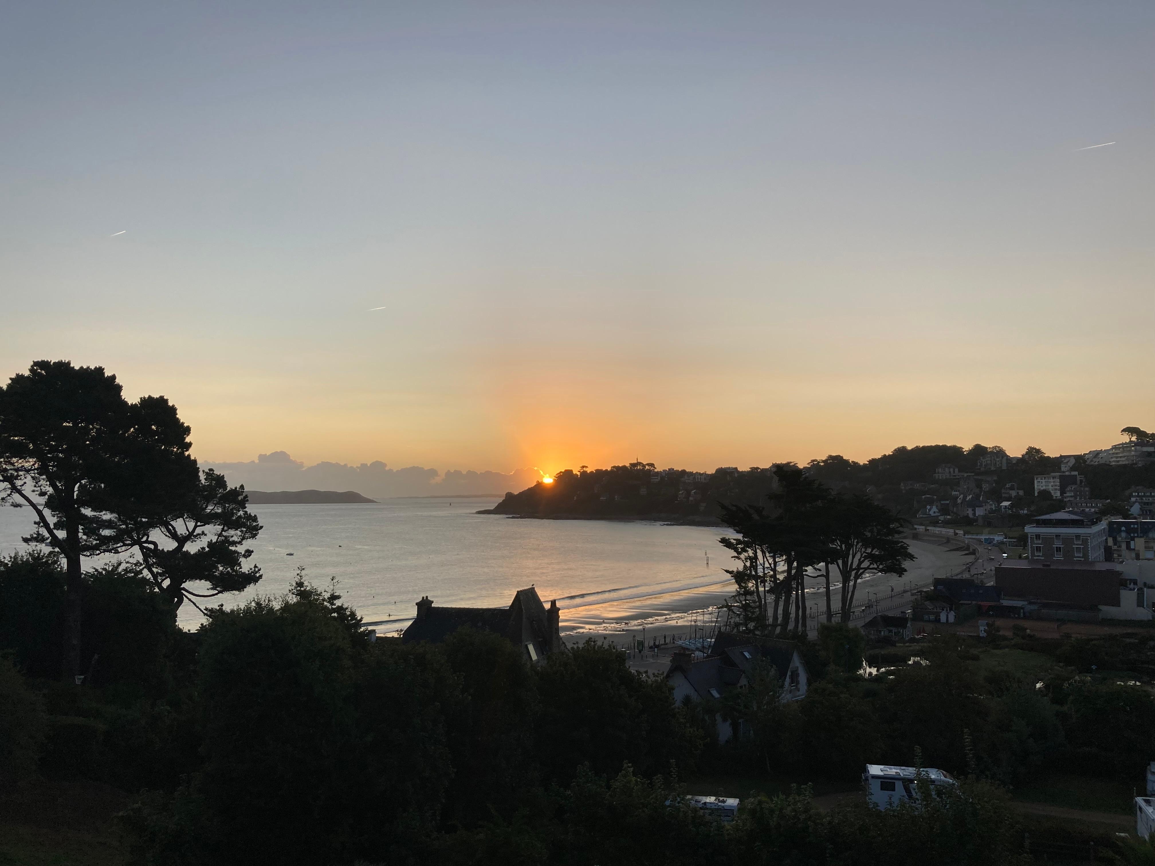 Lever de soleil depuis la terrasse de l’appartement 