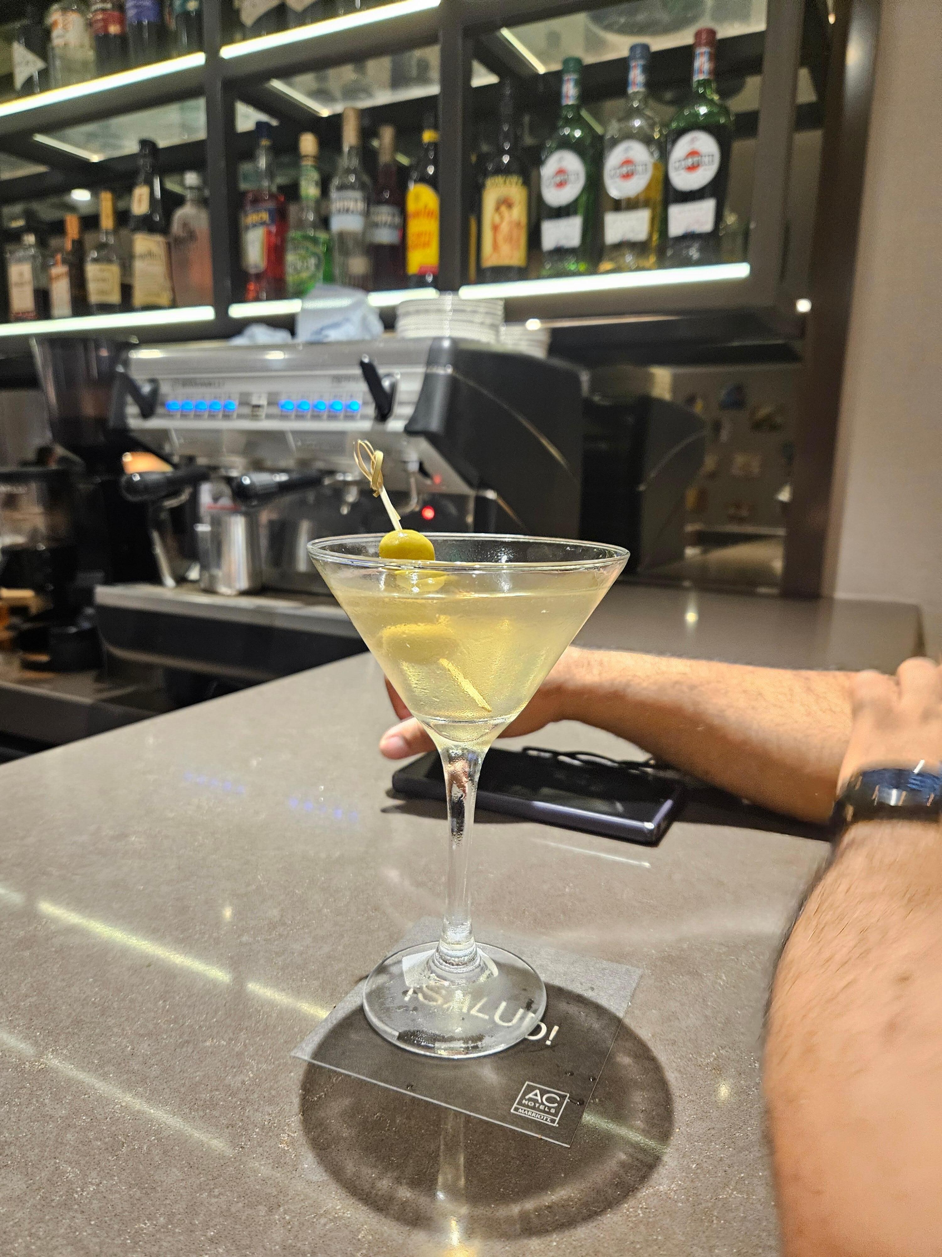 Hotel Bar
