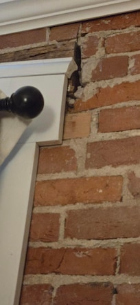 window trim gap/damage