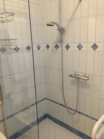 Italian shower