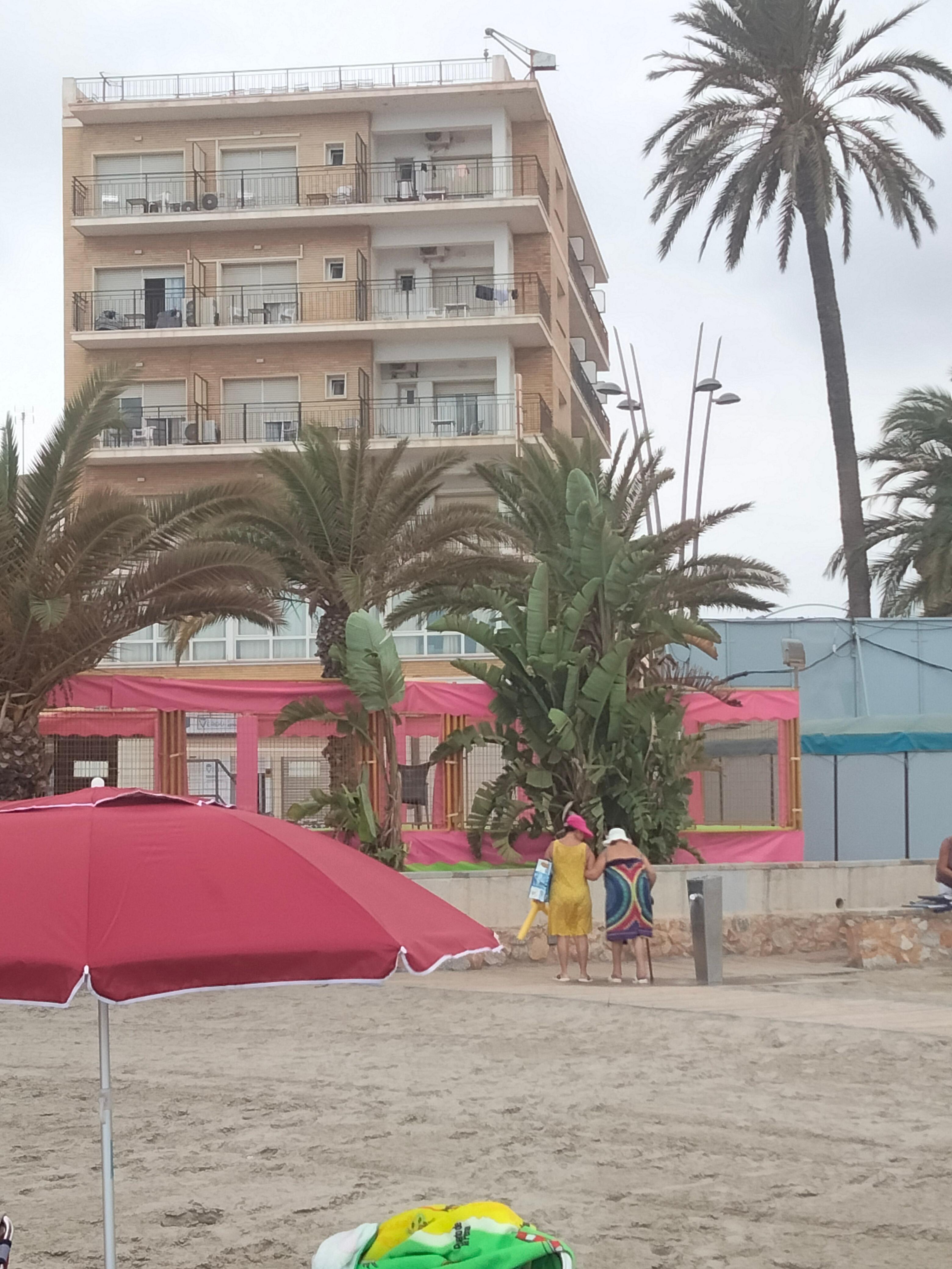 The hotel Lido from the playa