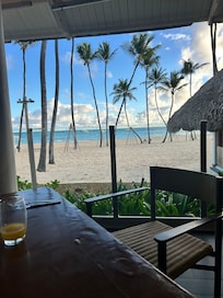 La vue depuis le restaurant de la plage. Magnifique !
