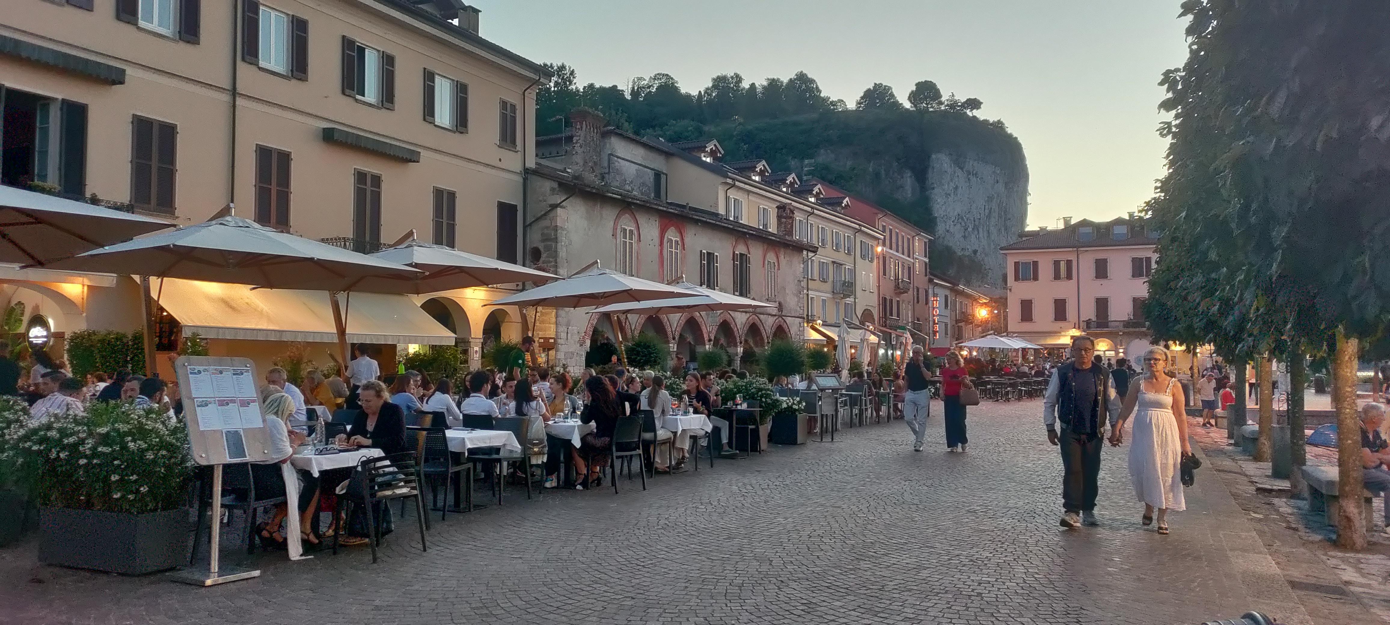 Restaurants piazza 