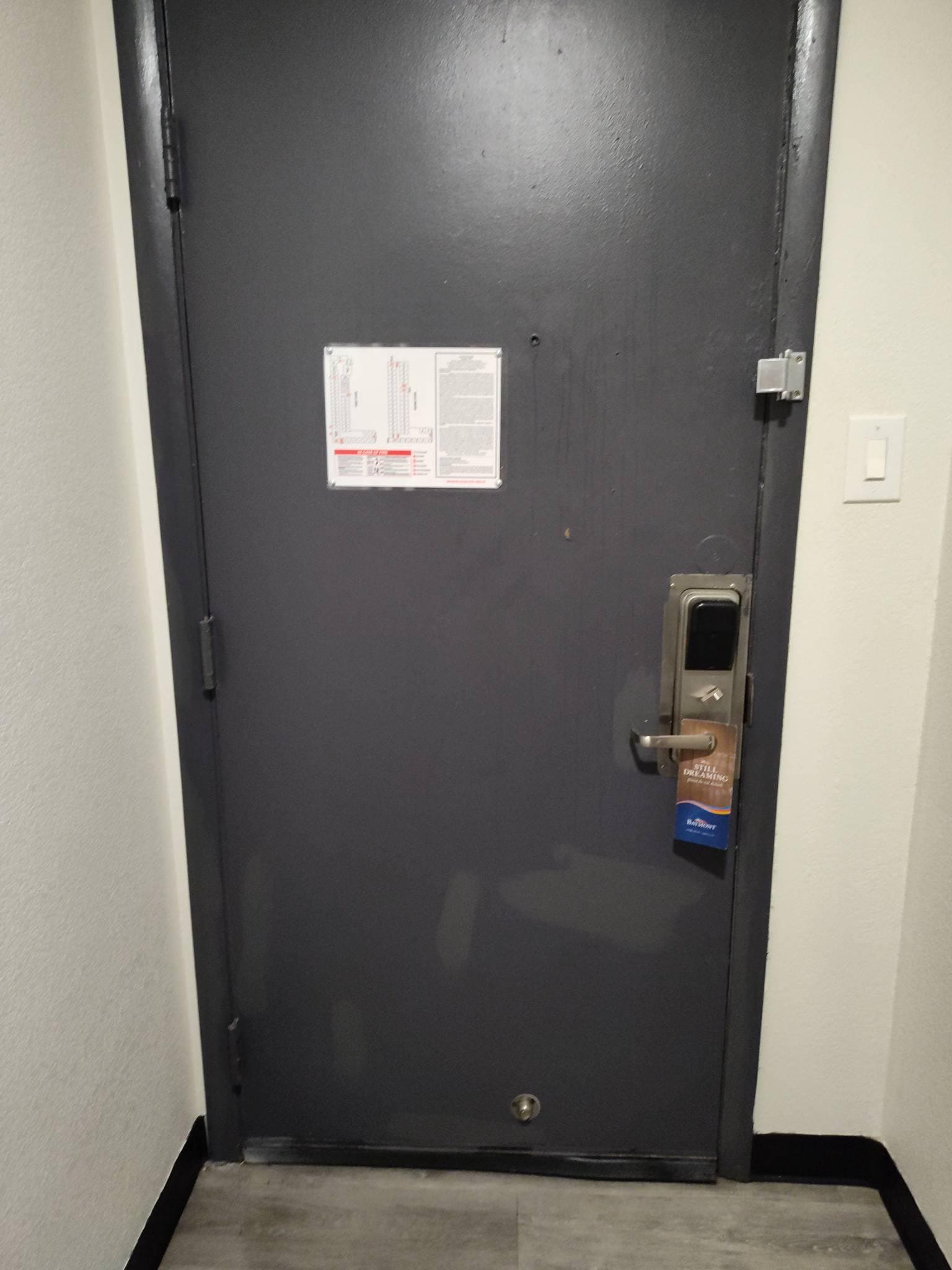 random blotches of paint gave off a “we tried, but then we gave up” kind of ambiance