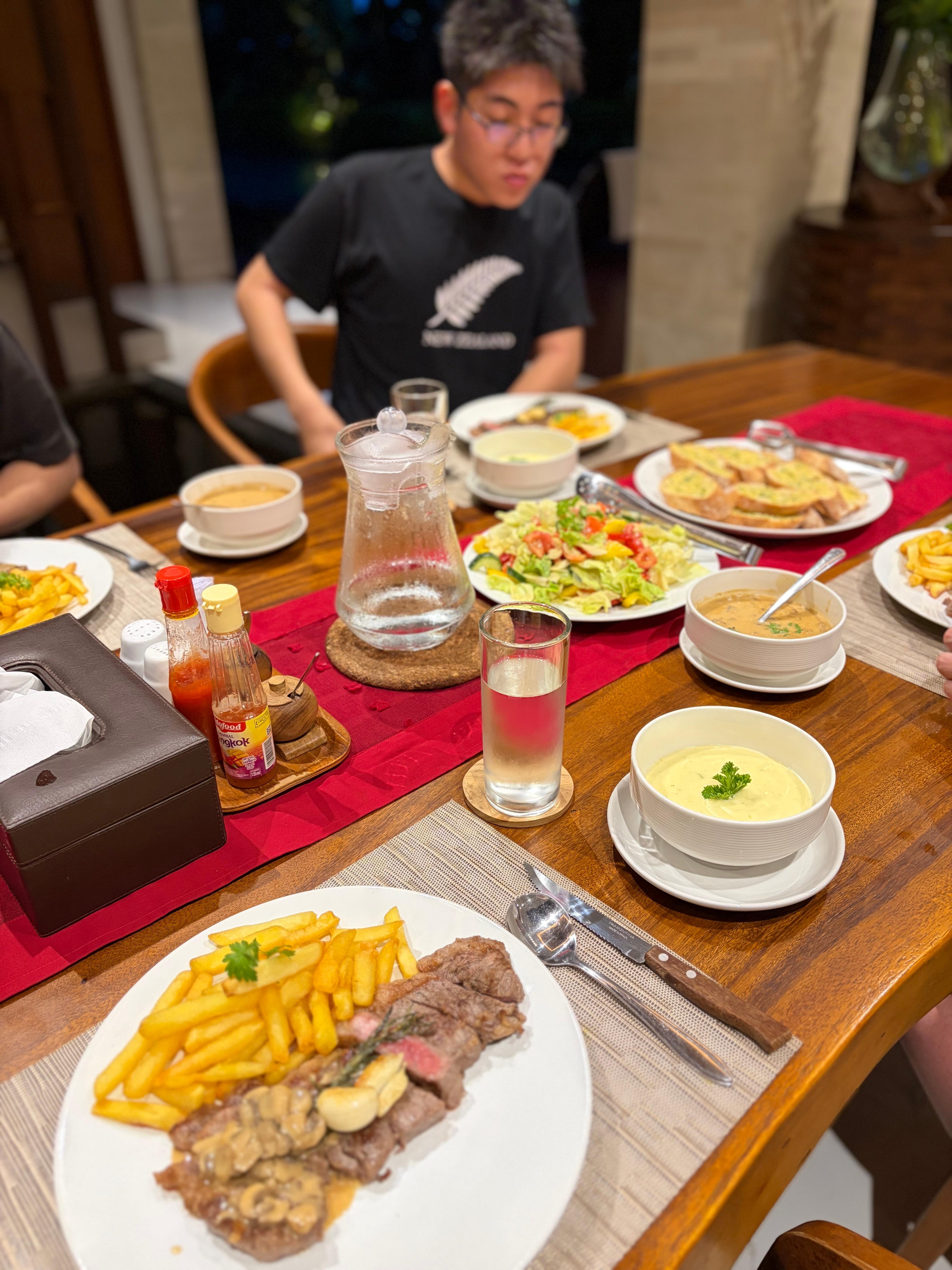 we ordered western menu for dinner.  the chef was perfect for the steak as well as the source.  he also supported us to decide what portion would be suitable for 4 person including teenagers!
