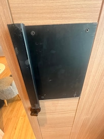 Dirty handle