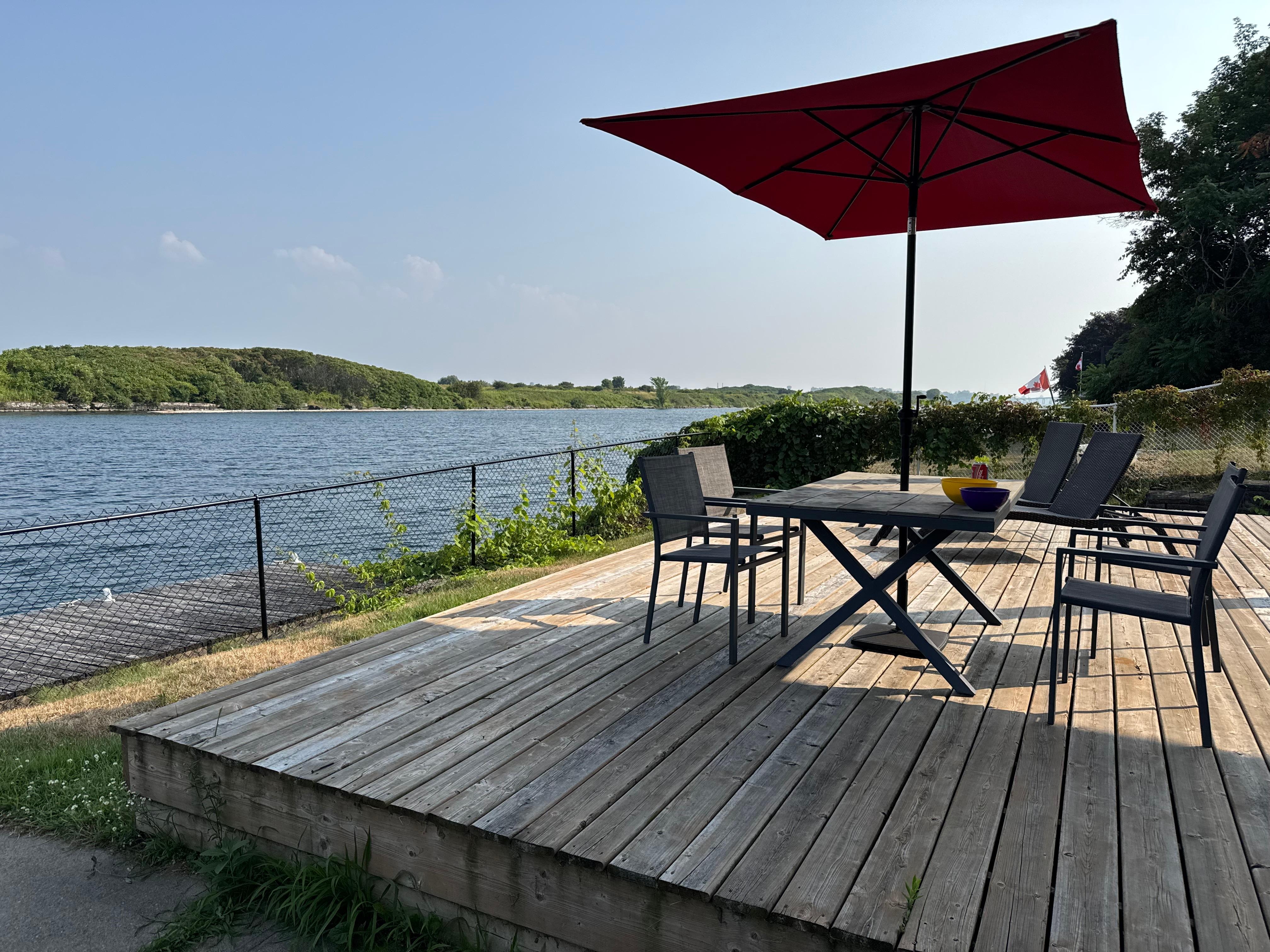Sunsets and bird watching from the back deck were wonderfully relaxing.
