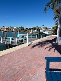 Slanted backyard to the water