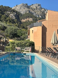 Pool view to mountains