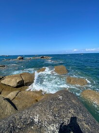 Plage de Meneham.