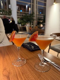 Excellent Cocktails at the lobby bar.