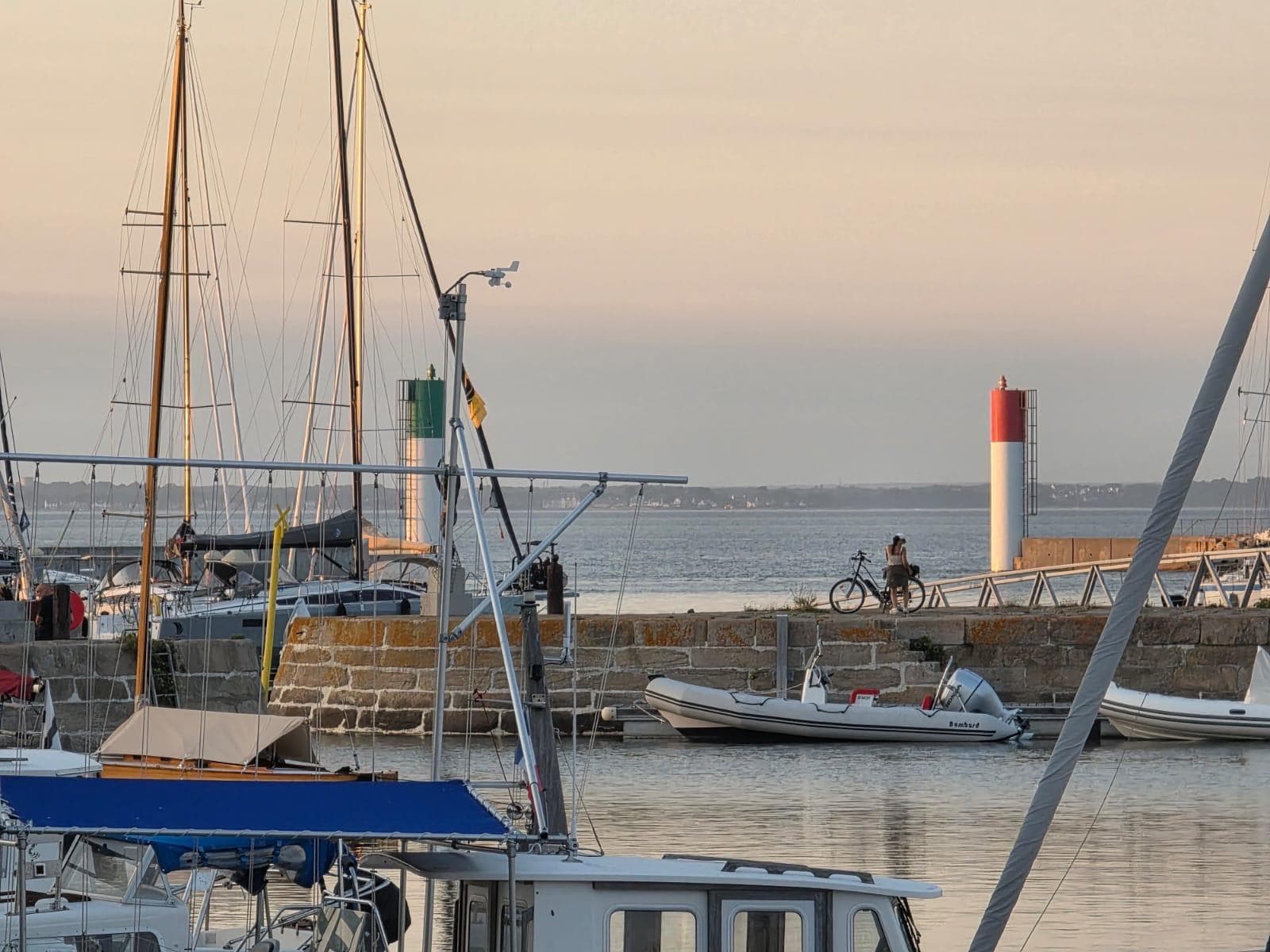 Blick zur Hafenausfahrt