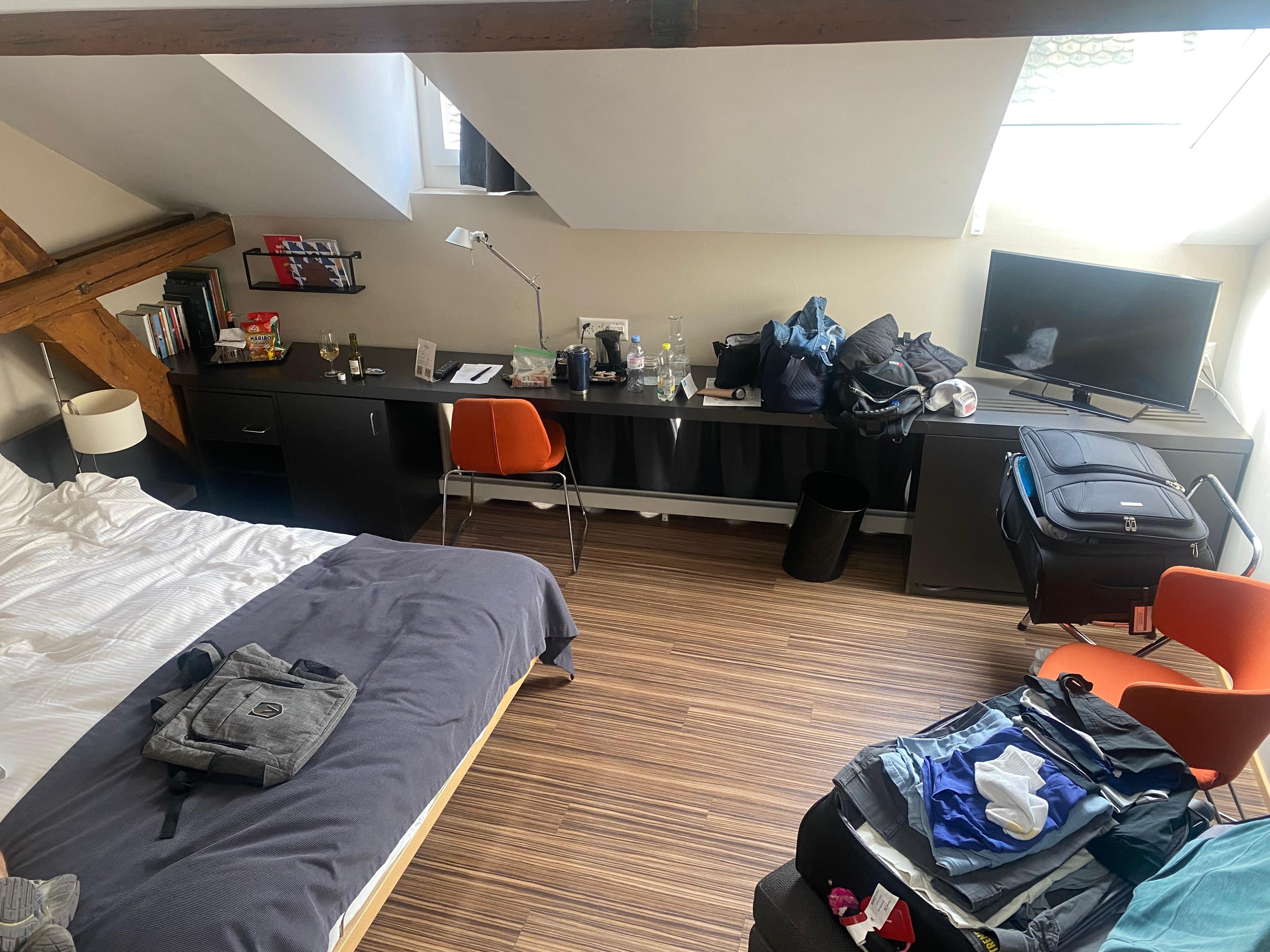 Main bedroom 