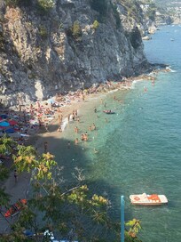 View of the restaurant less than 3 min walk down and beach.