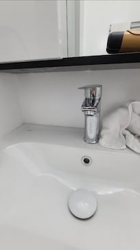 Poor design over sink
