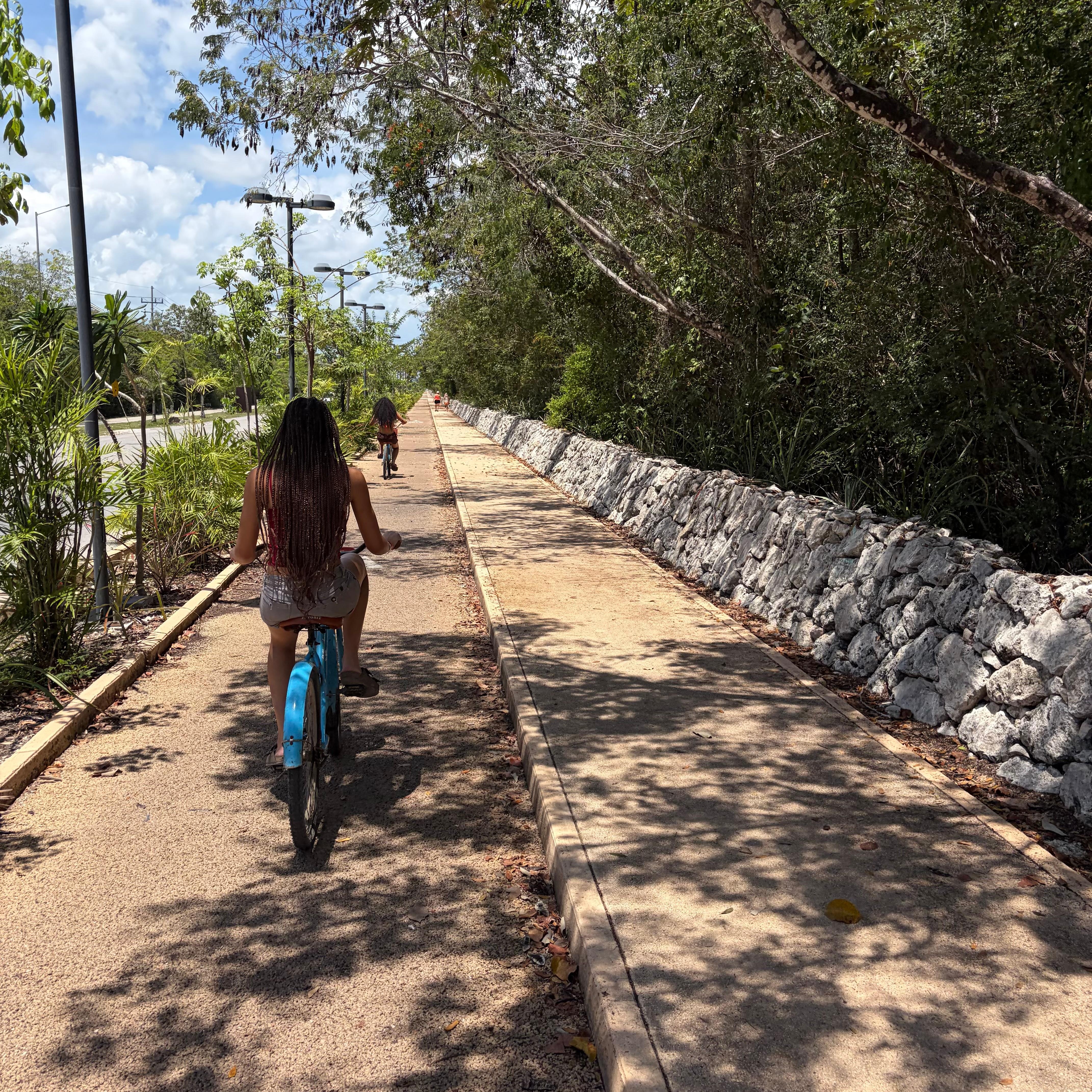 Bike rentals and close to Mayan Ruins