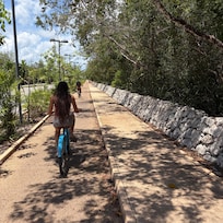 Bike rentals and close to Mayan Ruins