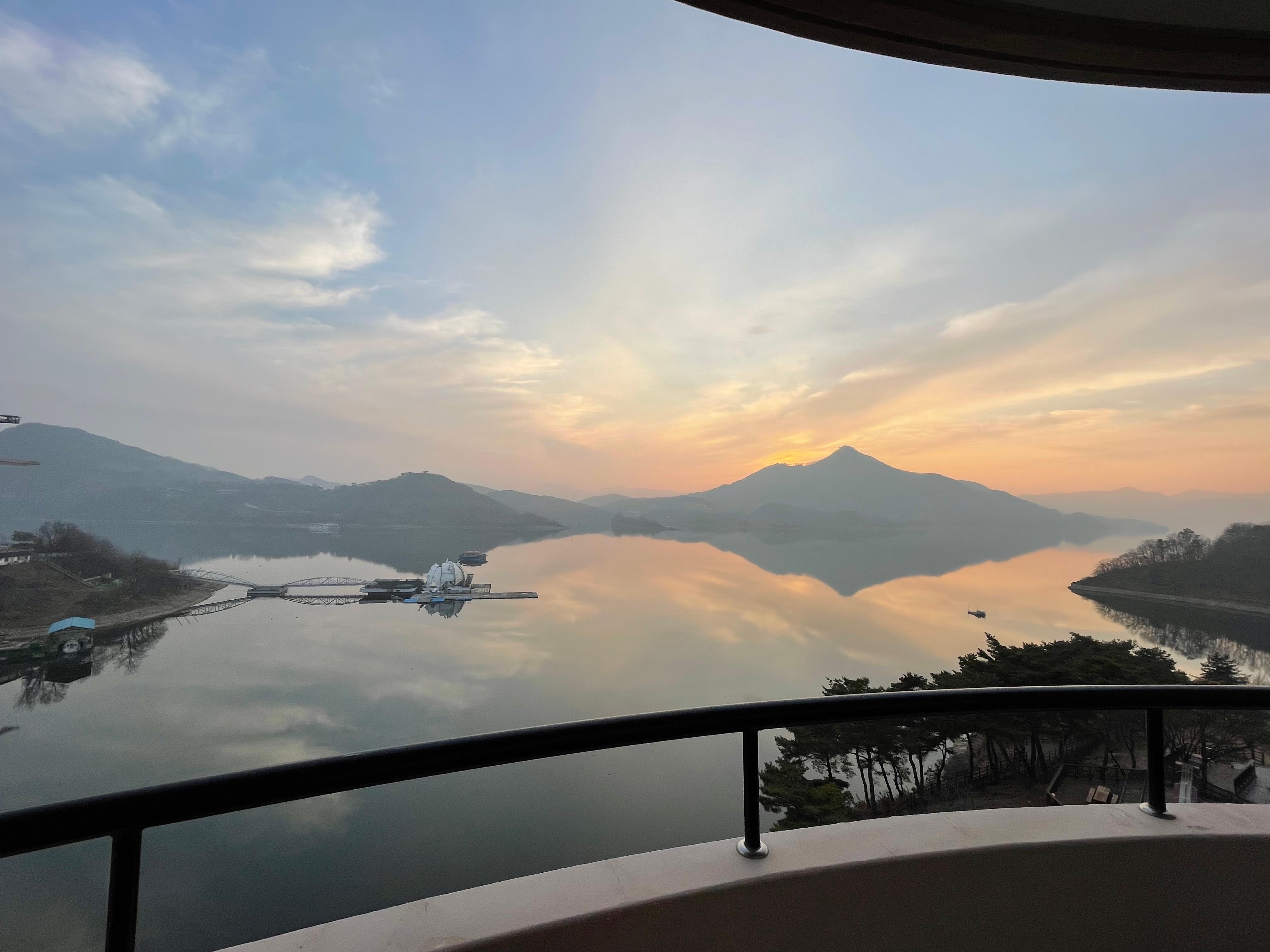 cheongpung-resort-lake-hotel-en-jecheon-hotels