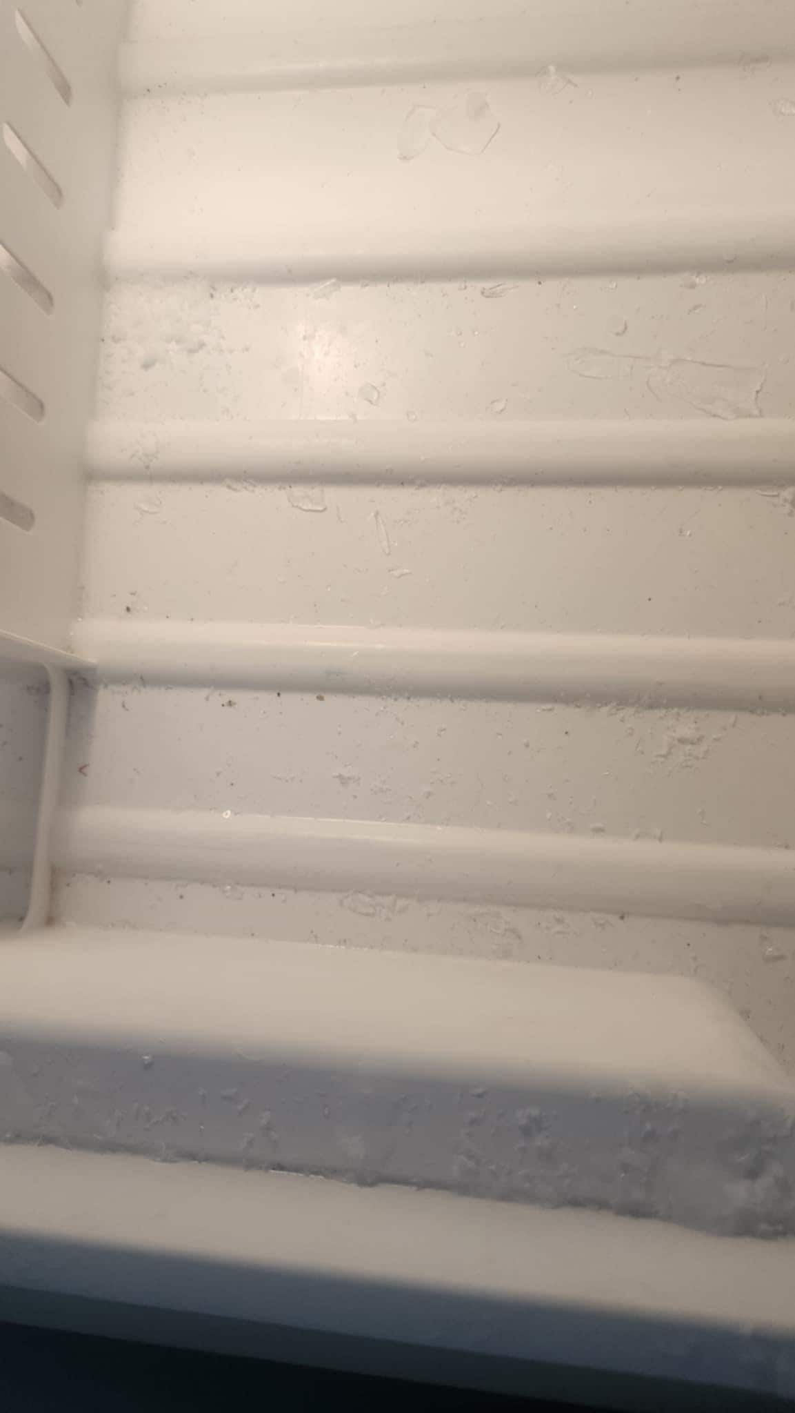 Dirty fridge on arrival