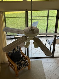 Ceiling fan in the main living room.