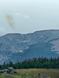 Mountains and views were awesome. Staff was very nice and so happy to accommodate us . We saw moose, enjoyed gondola rides and our condo was beautiful. Loved our time there.