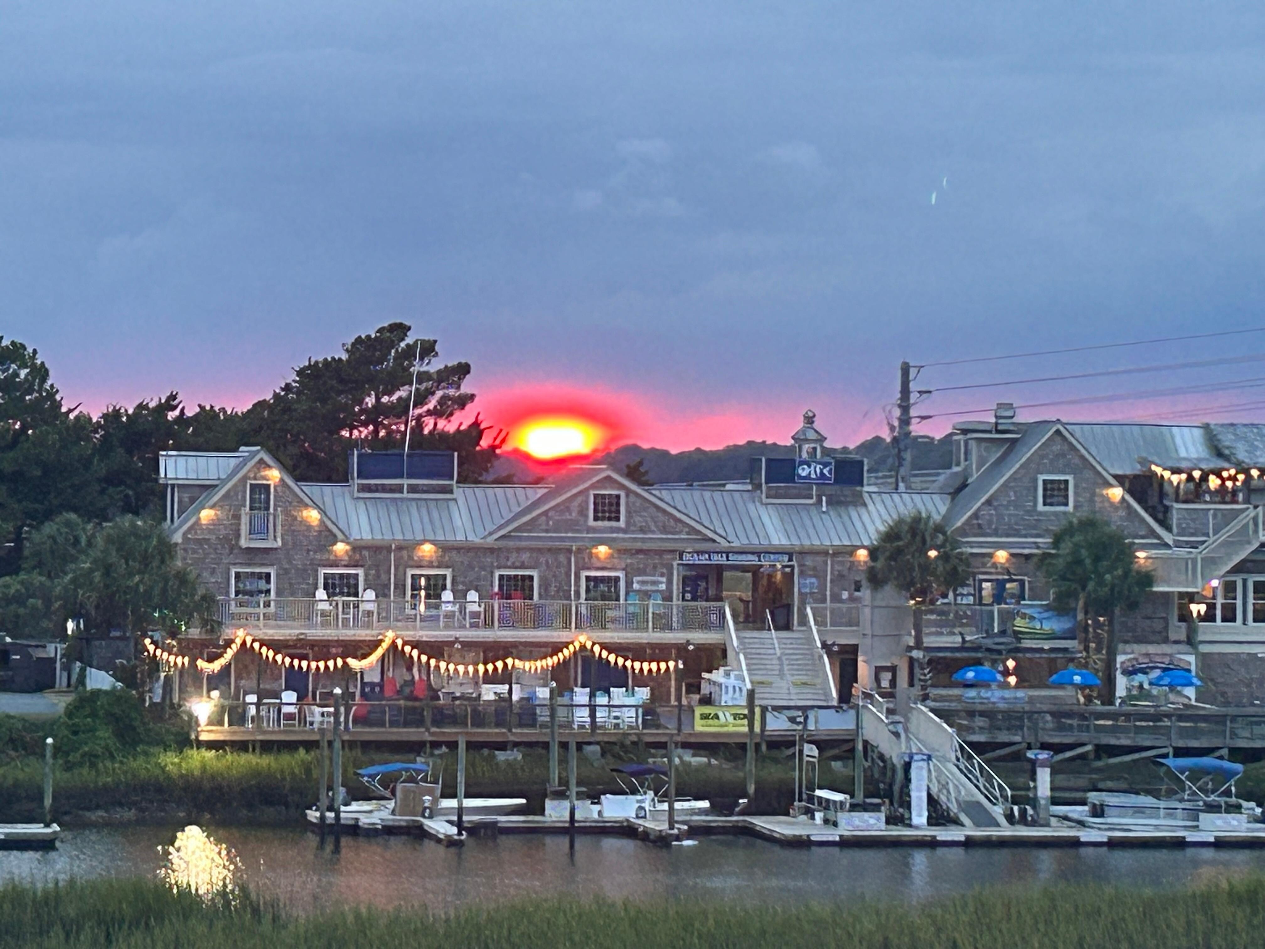 Great view of sunsets 